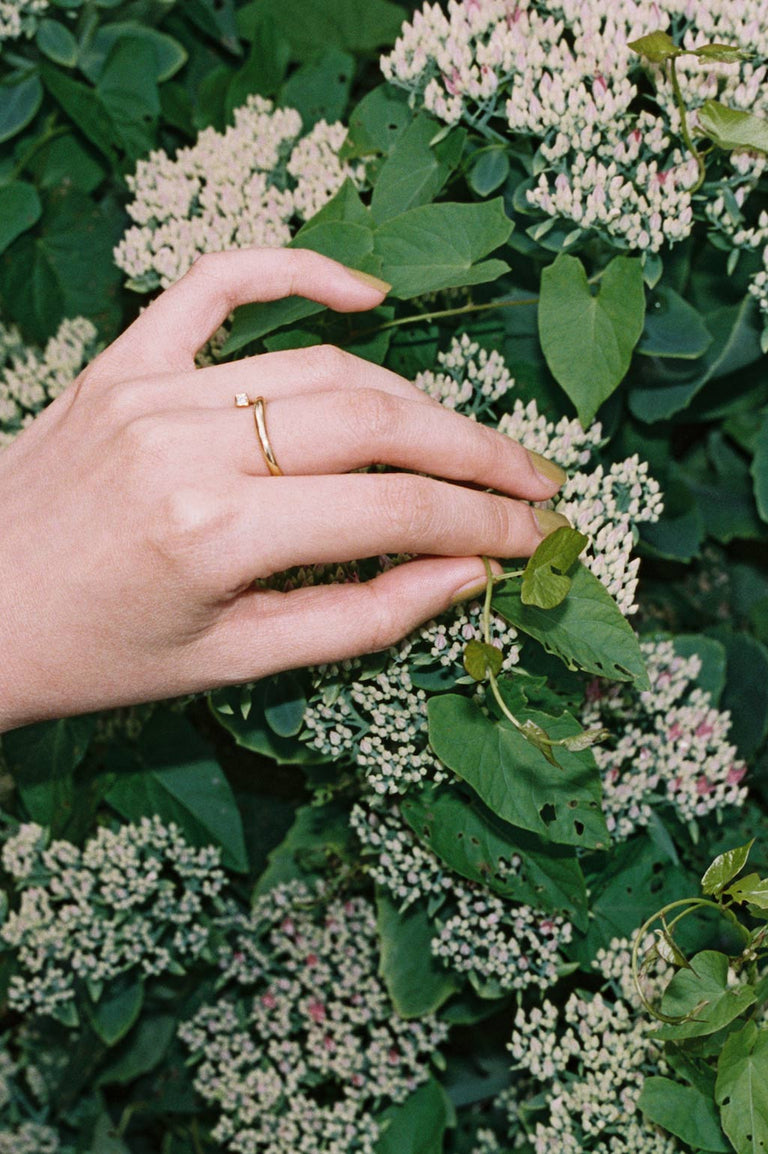 A River in the Dales - 18 Carat Yellow Gold and Diamond Ring